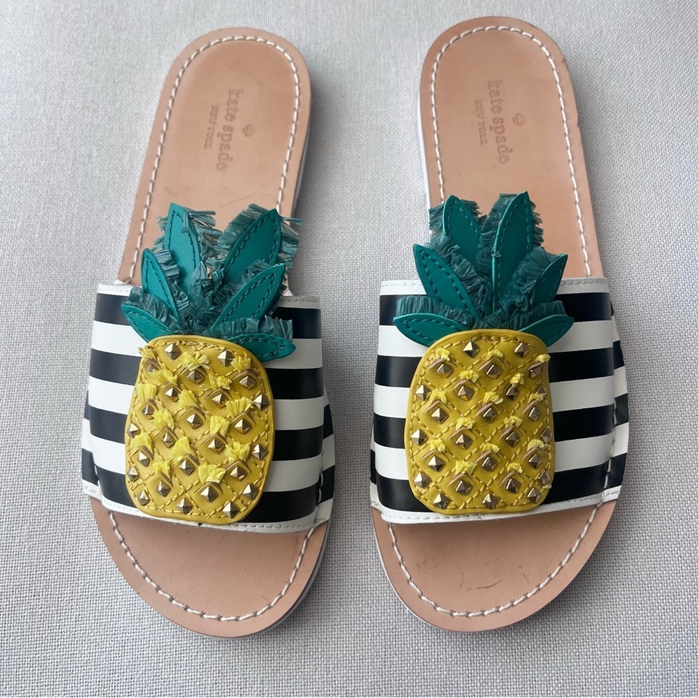 Kate Spade Icarus Studded Leather Striped Black White Pineapple Slide Sandal 7.5